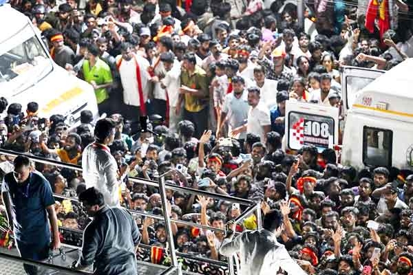 DMK Attacks Vijay for not Visiting Karur after Stampede DMK Attacks Vijay for not Visiting Karur after Stampede