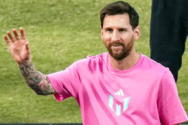 GOAT Tour: Lionel Messi thanks fans across India GOAT Tour: Lionel Messi thanks fans across India